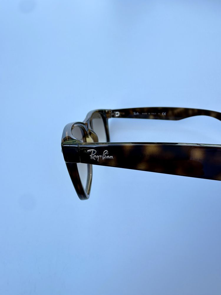 Ray Ban RB2132 Wayfarer Резервиран!
