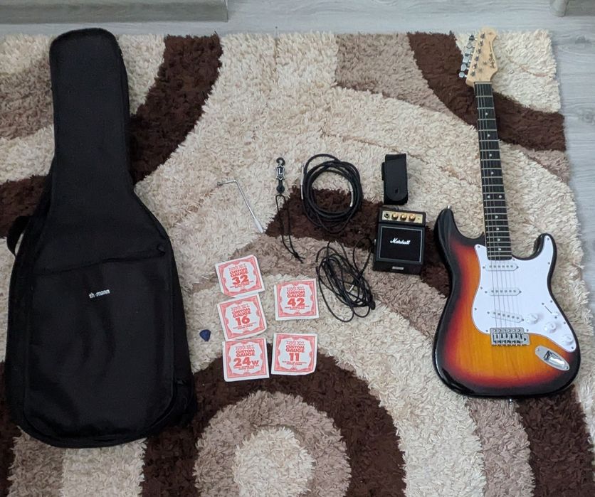 Vând chitara electrica Harley Benton