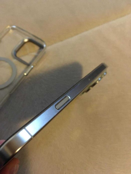 Iphone 16 PRO MAX Istyle 10/10 Garantie Baterie 100%