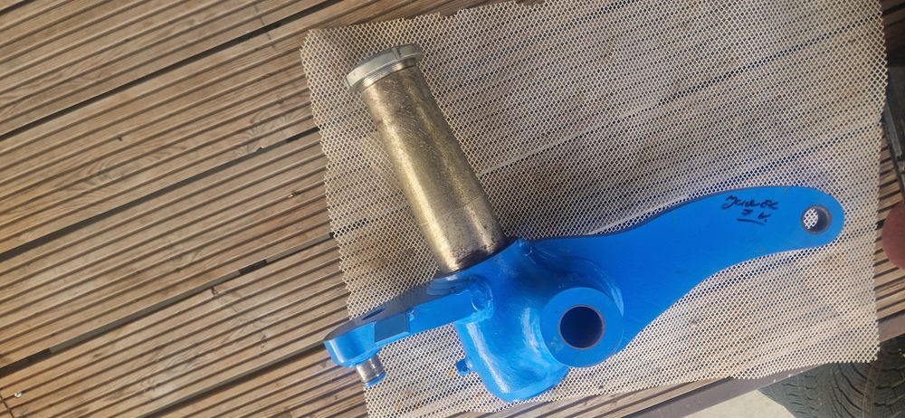 Juwel 7 MV, Ax Lemken