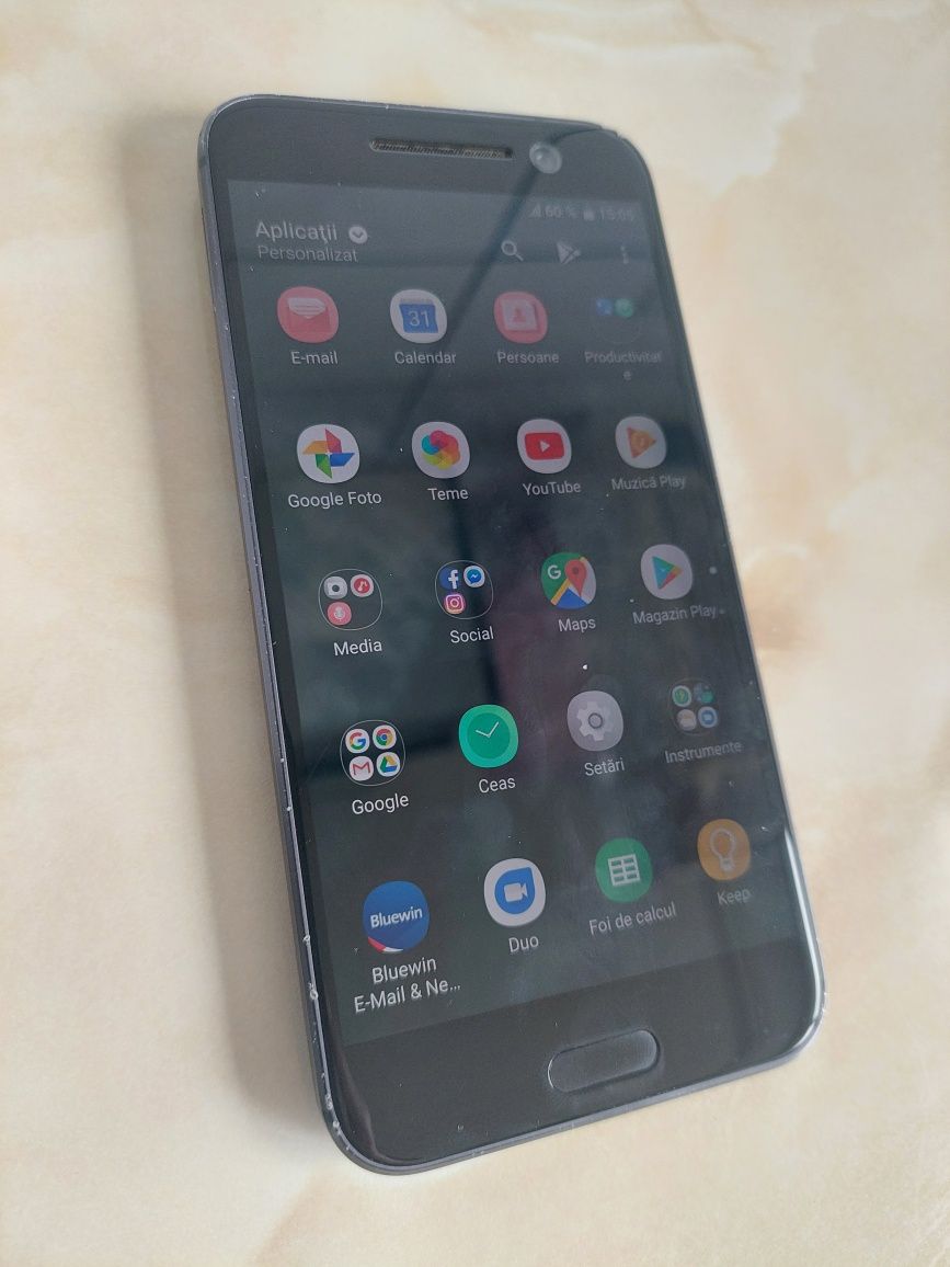 Vând HTC 10 fără probleme, perfect funcțional și impecabil /poze reale
