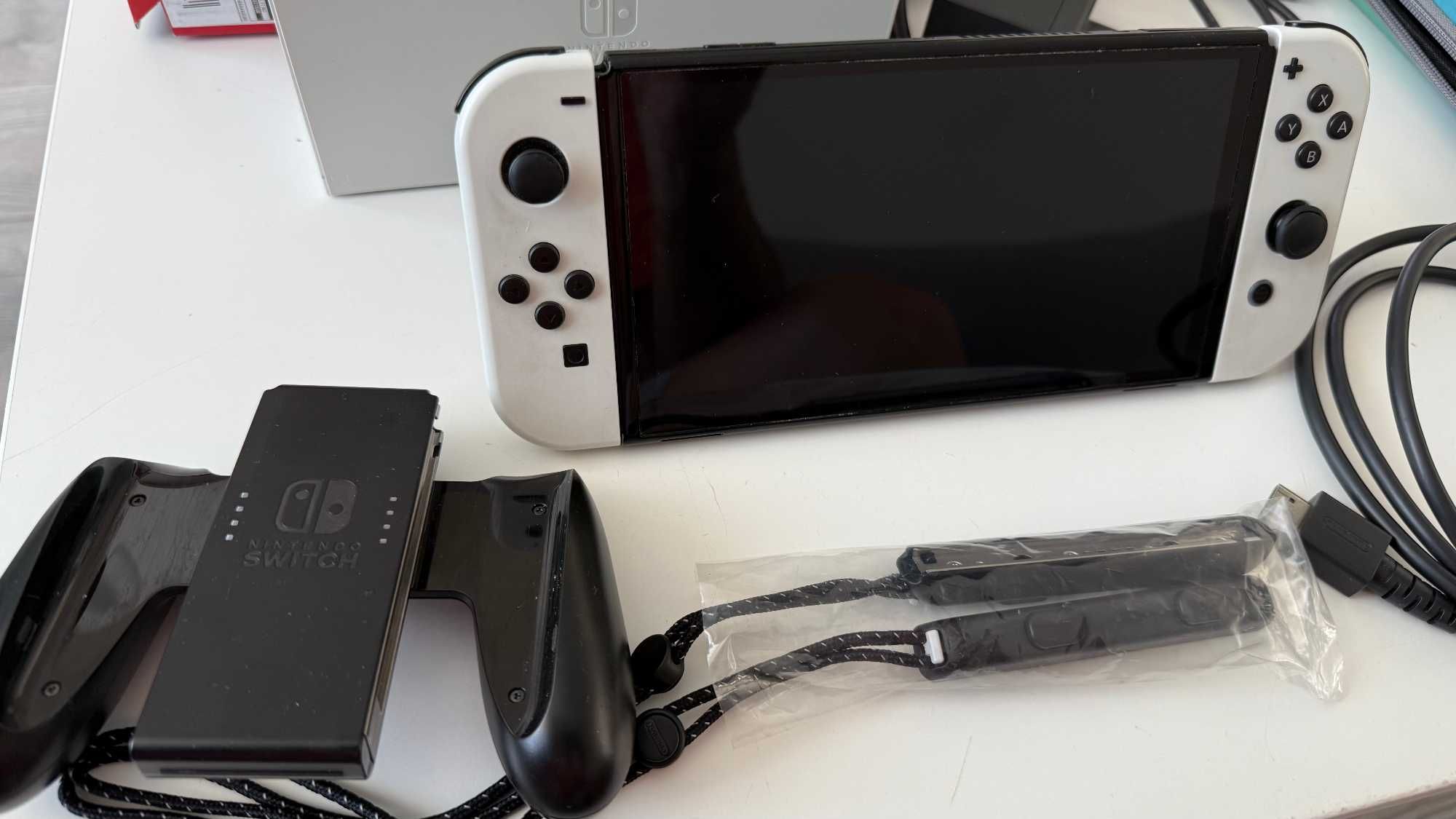 Nintendo Switch OLED пълен комплект