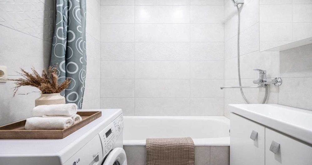 Дава се под наем Тристаен апартамент в Бургас, Братя Миладинови - 85 кв.м за 408 € - Снимка #4