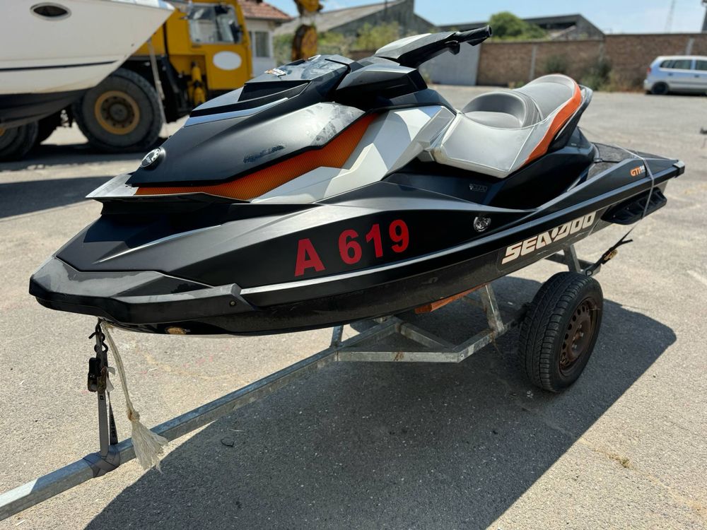 Джет Sea-doo bo bombadier