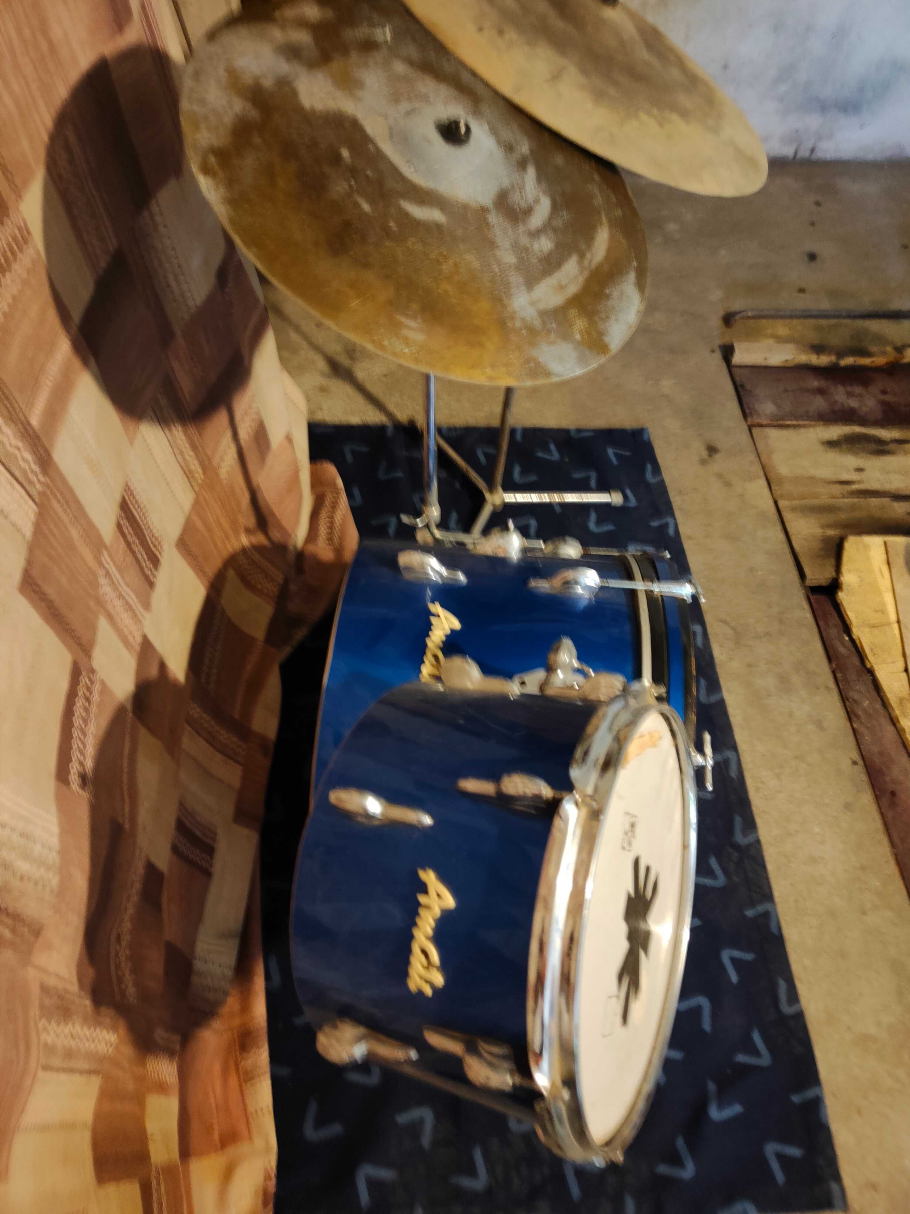 Барабани AMATI ..