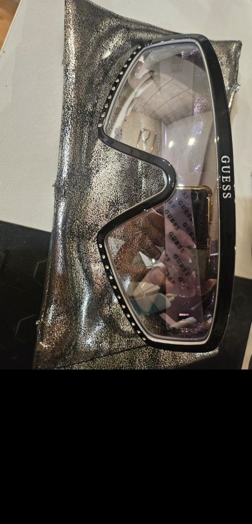 Guess оригинални слънчеви очила