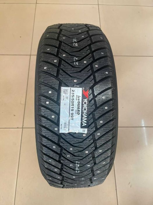 235/50 R19 Yokohama (йокохама япония) IG65 шипованные