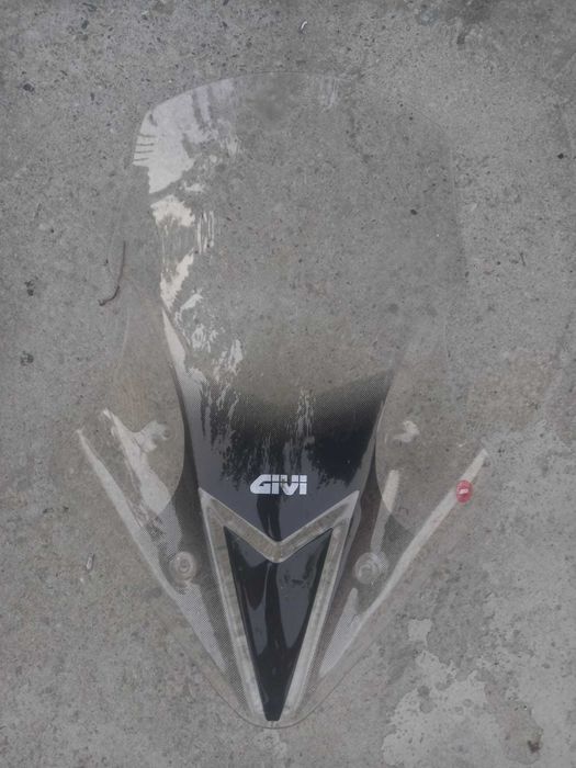 Parbriz moto givi touring