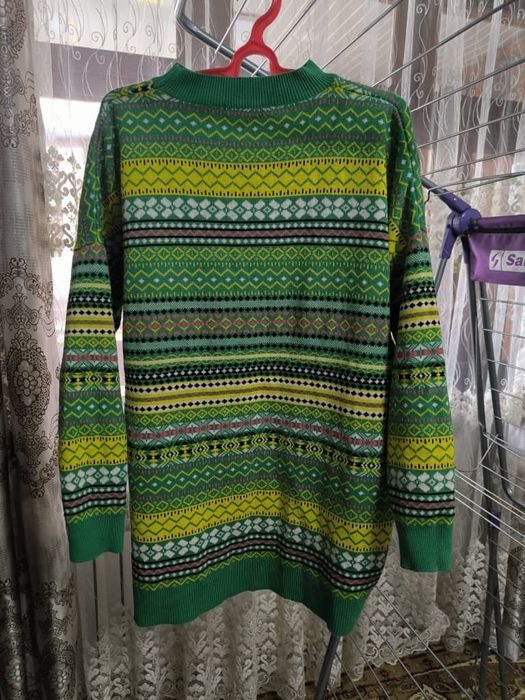 Продаётся кофта женская