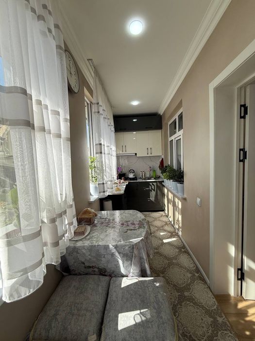 Юнусабад 8 квартал 1/3/4 (38²) продаётся квартира