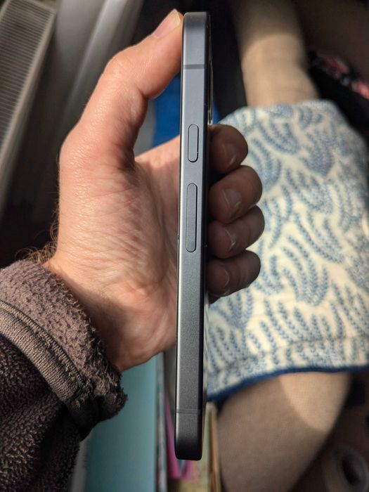 Pixel 9a Obsidian 128Gb 8Gb RAM cu 5 cicluri de incarcare