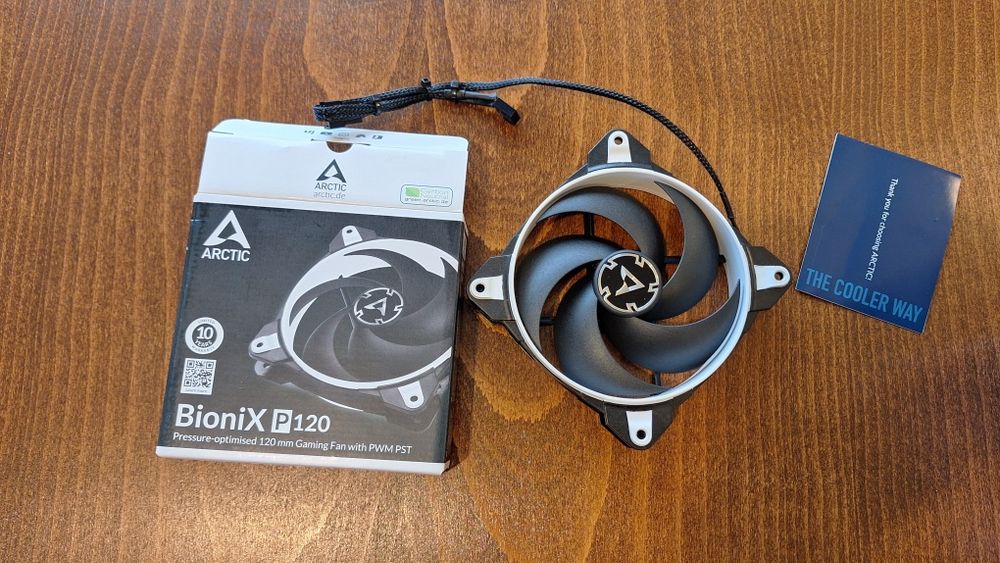 Вентилатор за компютър Arctic Bionix P120