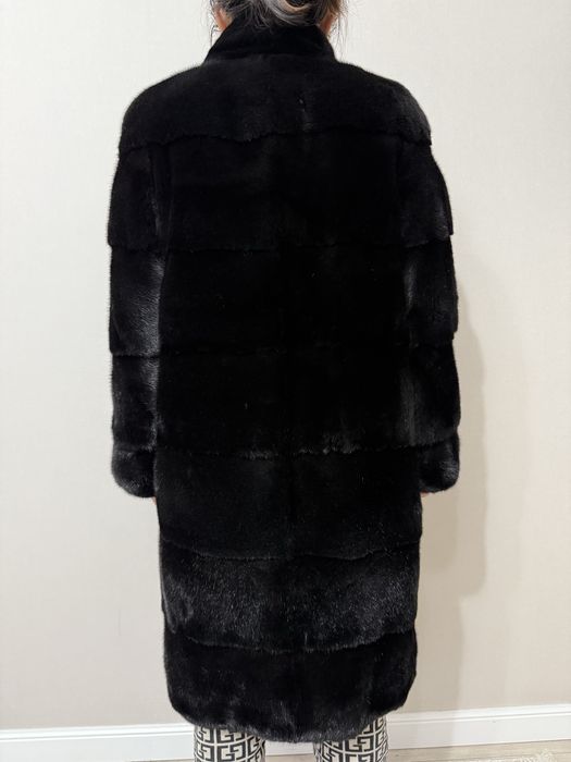 Продам норковую шубу