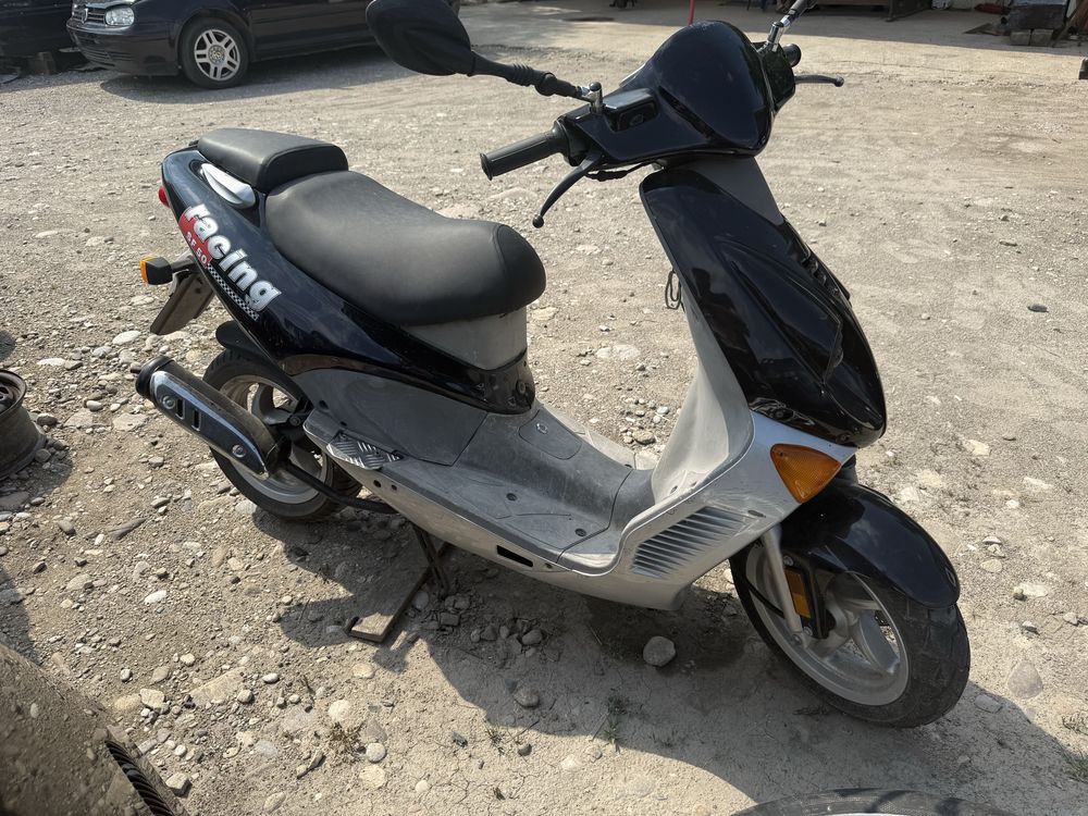 Hyosung SF50 Racing