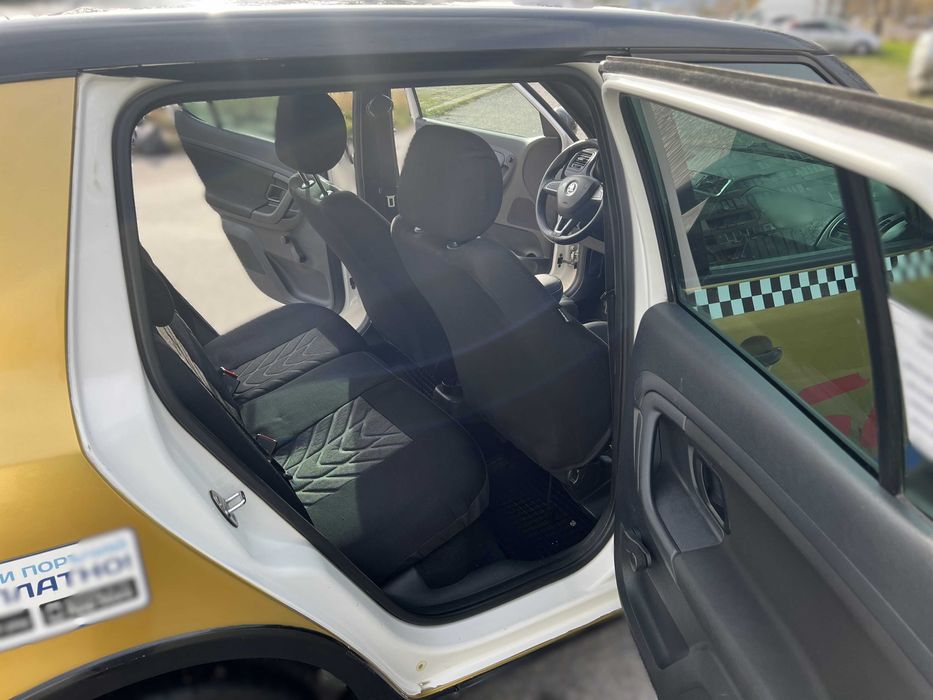 Шкода Фабия – такси  , много поддържана и напълно готова за работа.