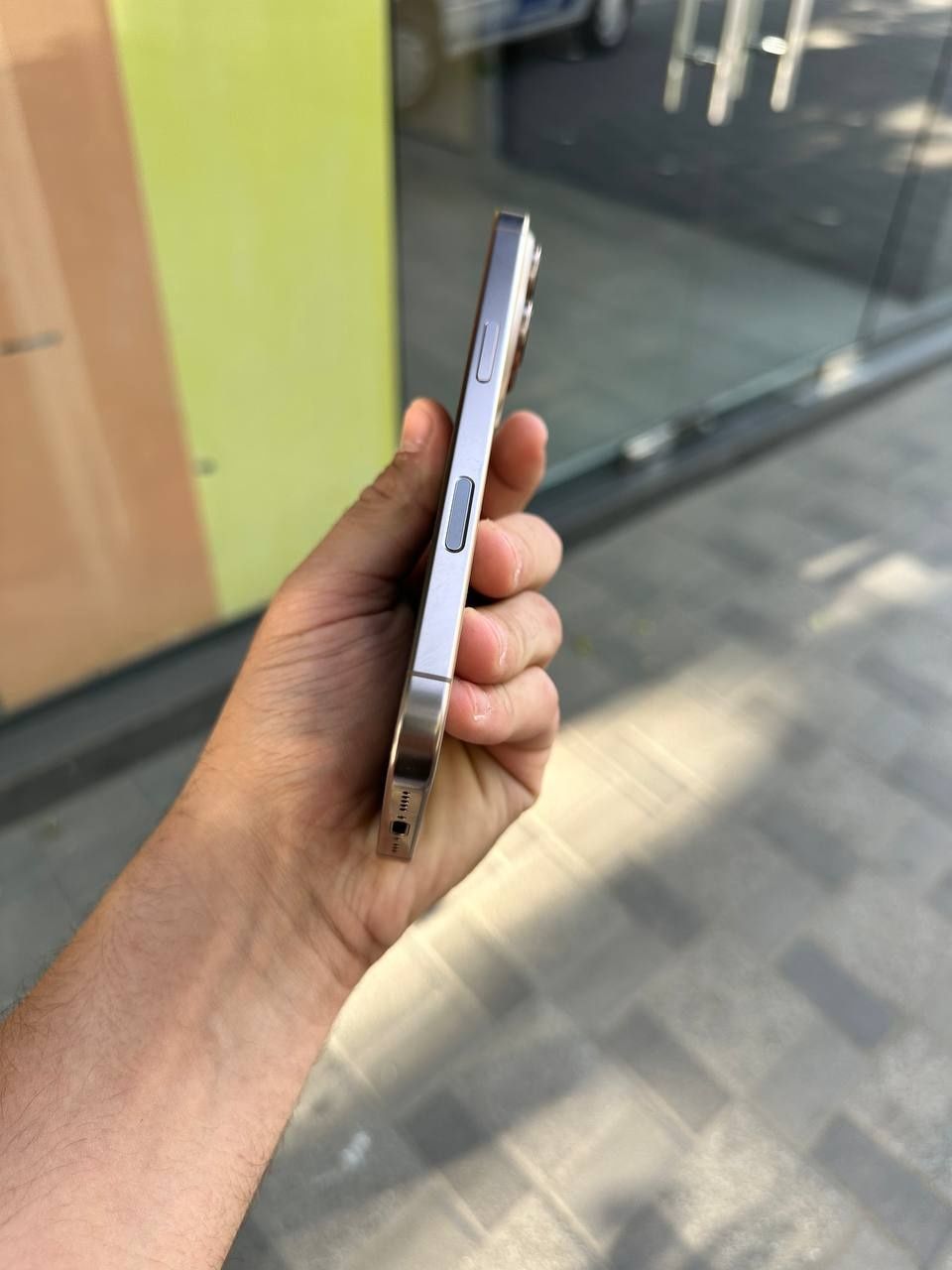 Iphone 16 pro srochna