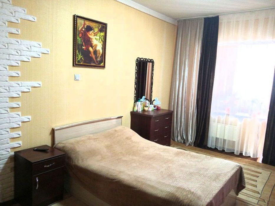 1/3/5 Ахмад Югнаки . ТТЗ . Балкон 2*6, мебель техника