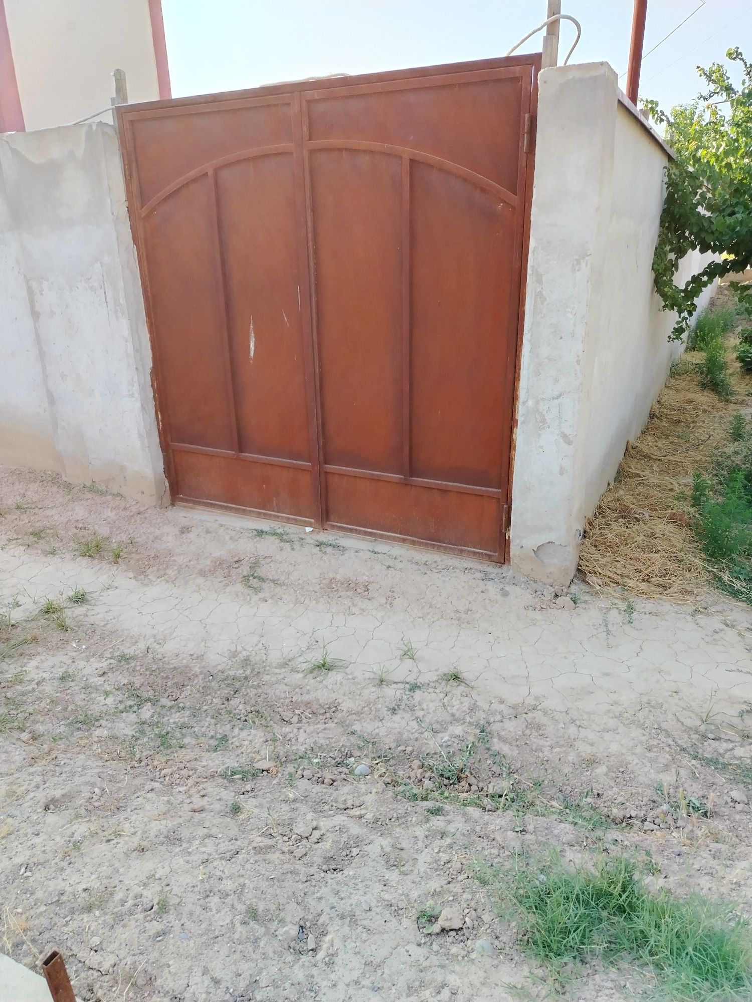 Metall darvoza, ворота
