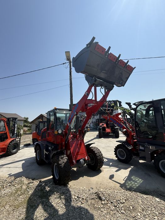 Buldoexcavator ISUZU 4x4