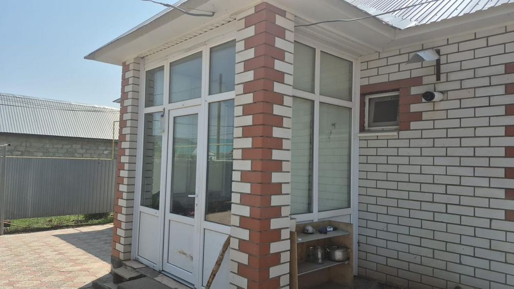 Продам пластиковую веранду