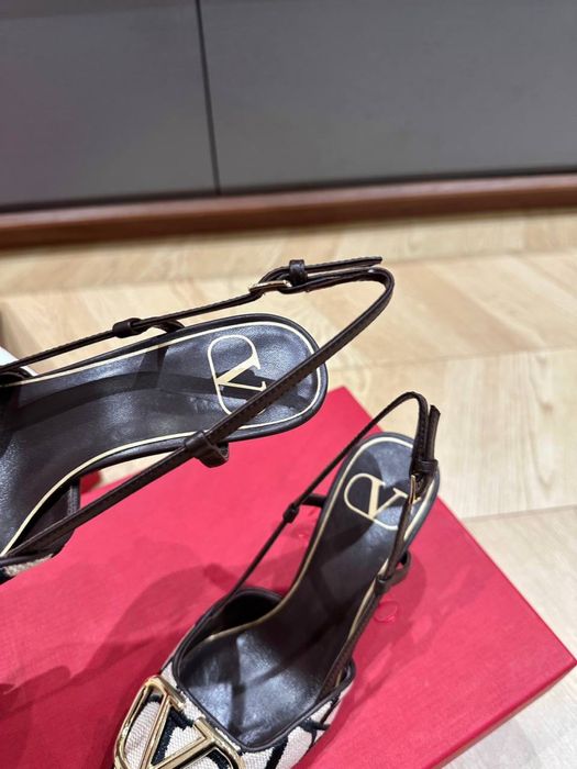 Pantofi Valentino 35-42