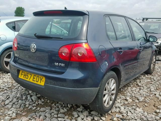 Dezmembrez Vw Golf 5 2007 1.6 fsi