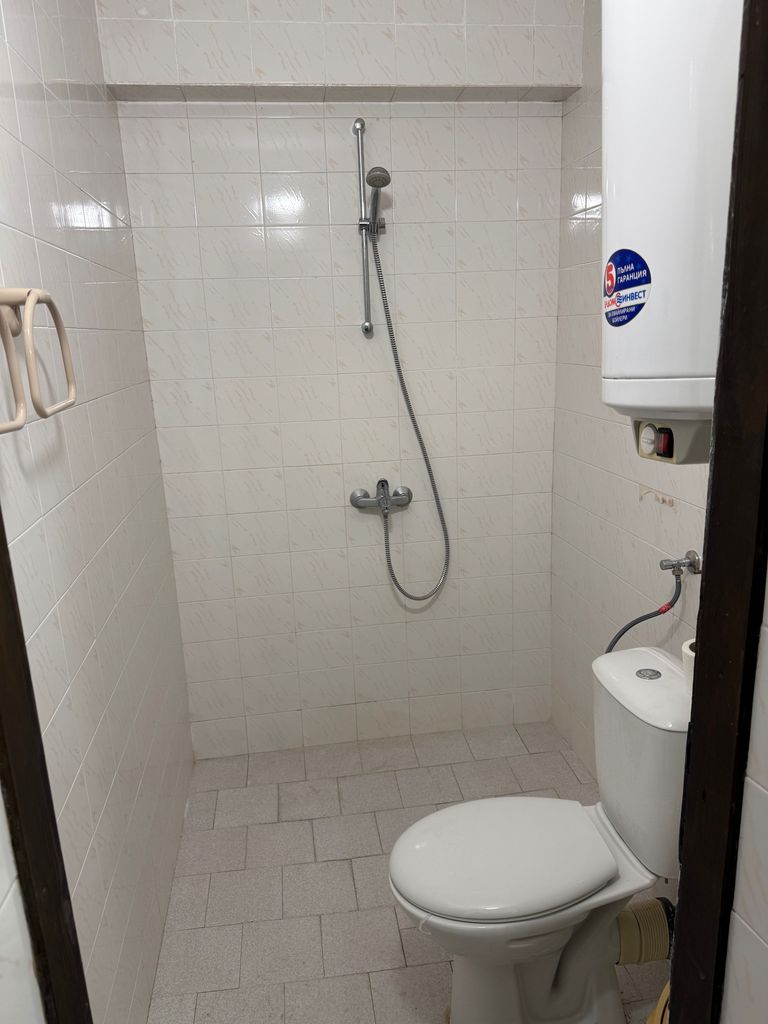 Дава се под наем Къща в Свети Влас - 550 кв.м за 20400 € - Снимка #13