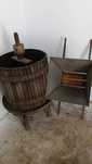Storcător (presă, teasc) fontă + zdrobitor struguri inox, complete