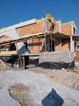 Echipa constructori,avem cofraje,buldo și tot ce trebuie