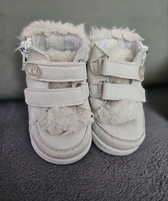 Обувки за прохождане Колев и Колев