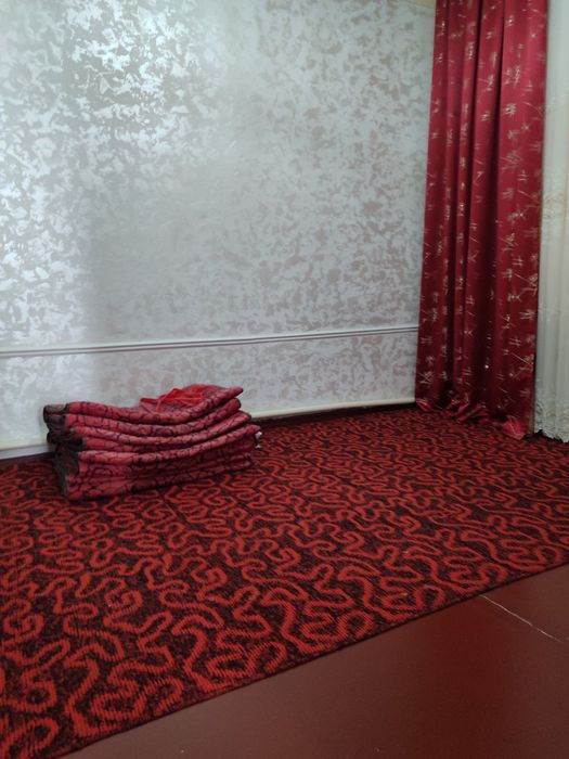 Сдаю две комнаты в своем доме.