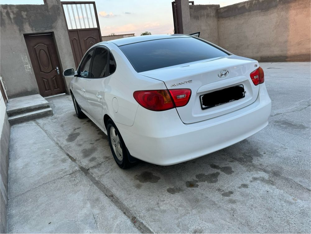 Hyundai avante 2008
