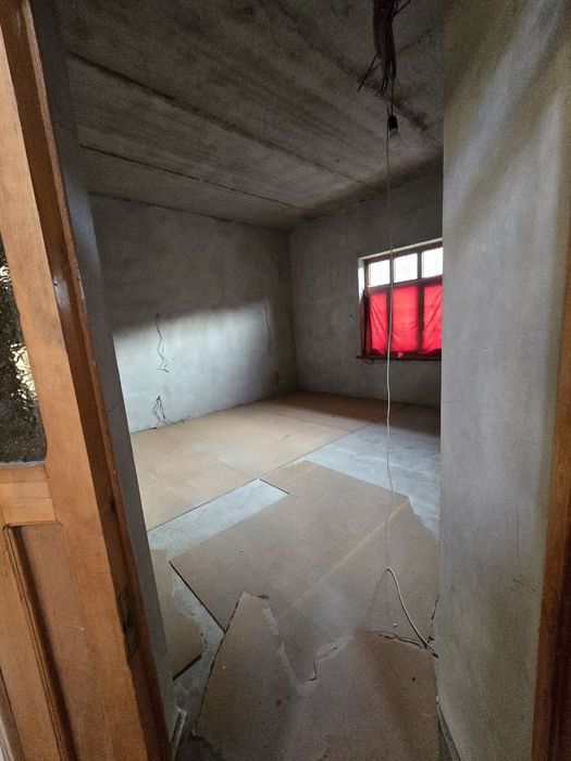 Уй 318м.кв Хасанбой Зенит