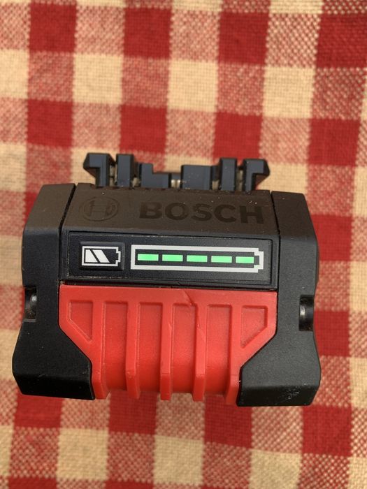 Bosch GCM 18V-216/2022г/безчеткова пендула /+ стойки