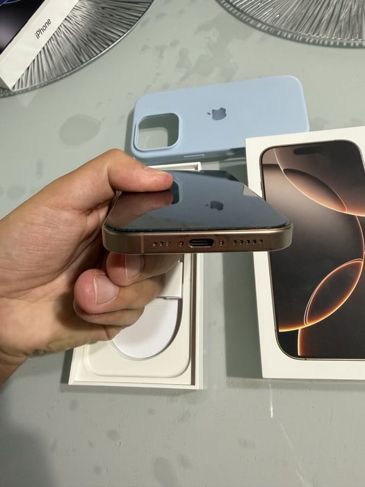 Iphone 16 PRO 128gb Gold-Desert Titanium