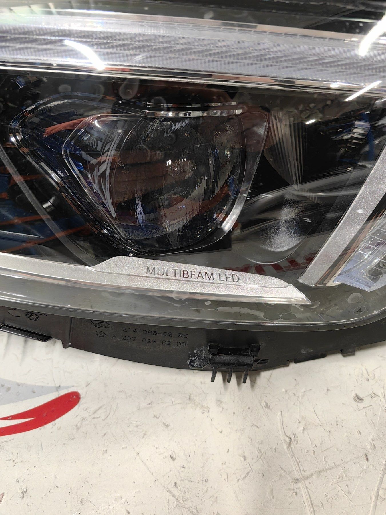 Десен фар Mercedes CLS W257 MULTIBEAM LED 2021г