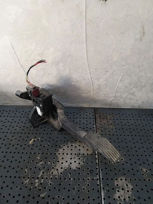 Pedala acceleratie 1.0 b opel corsa c x01 6pv00811001 9129424cm