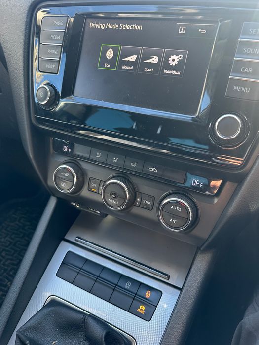 Skoda Octavia 3 2016 2.0tdi 150cp  Euro 6 adusă recent volan dreapta