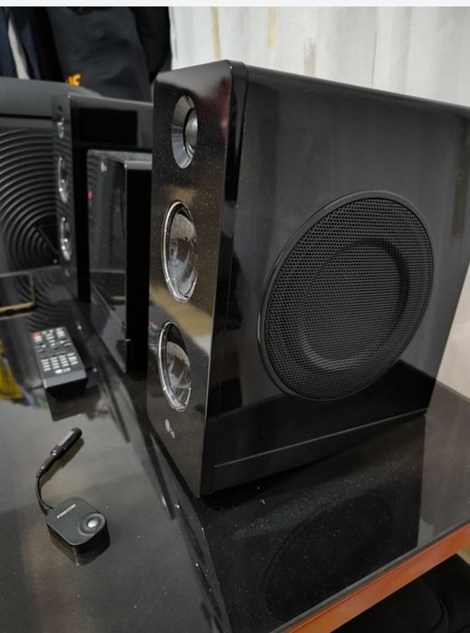 Vand schimb, cu subwoofer auto