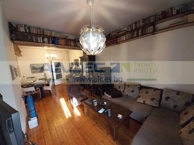 Продава се Тристаен апартамент в София, Център - 110 кв.м за 3591 €/кв.м - Снимка #3