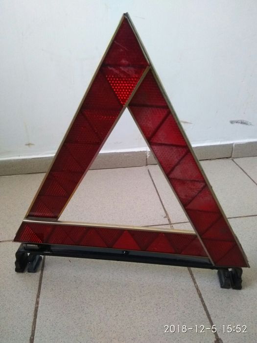 Продам качественный знак аварийной остановки.