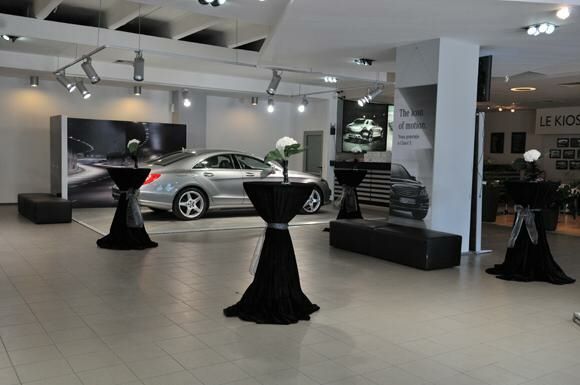 Mese cocktail-luminoase,incalzitoare terasa,scaune ,corturi,vitrina