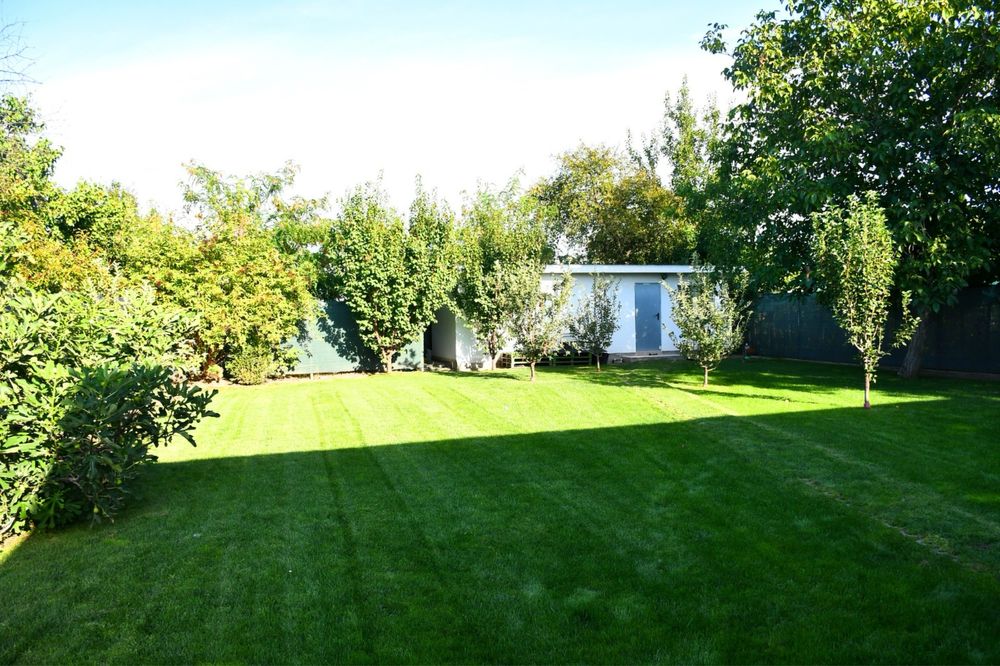 Casa de vanzare zona complex Bariera Traian.