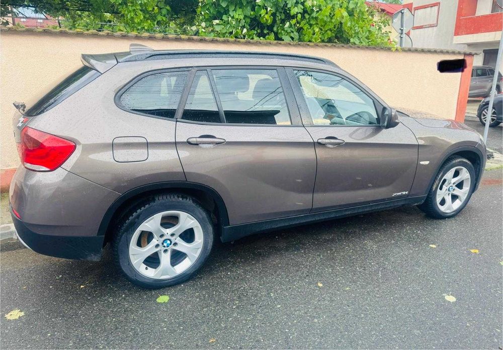 De vanzare : BMW X1 xDrive 18D - 2011 - elegant, fiabil, gata de drum!