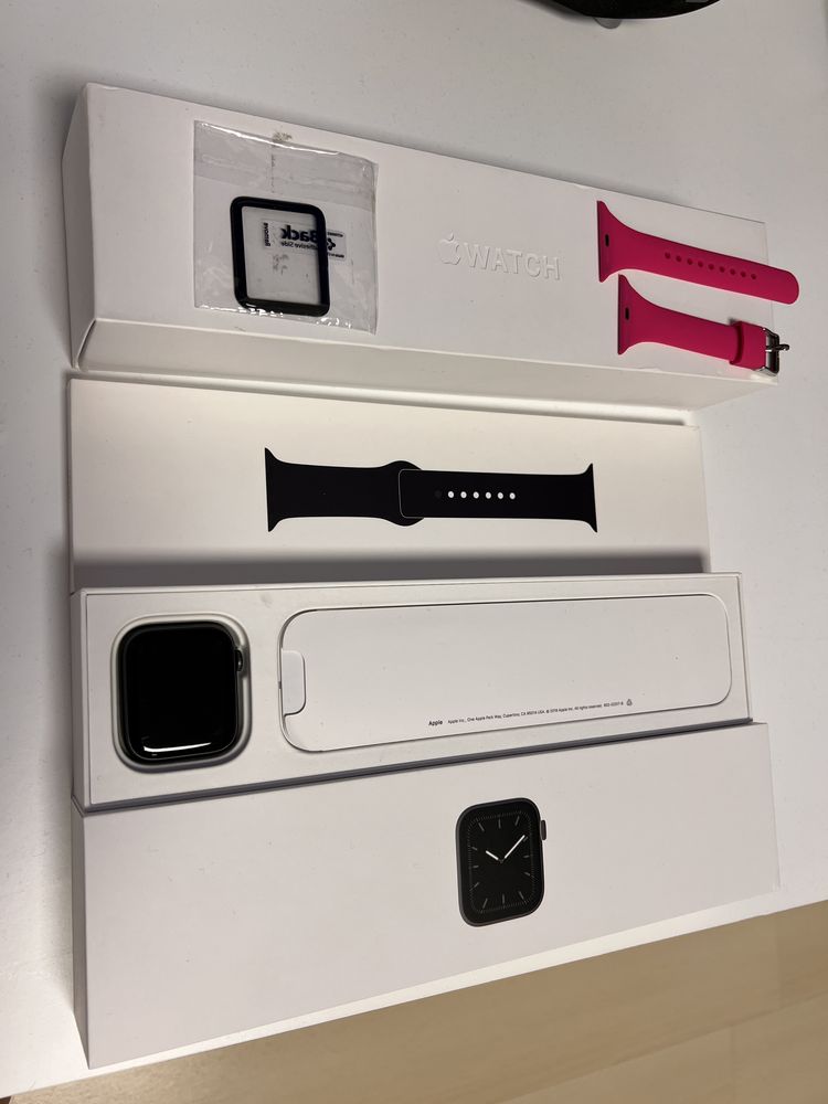 Apple Watch 5 44 mm