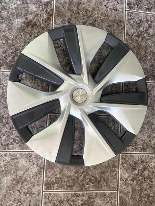 Тасове “19 за Тесла / Tesla Y