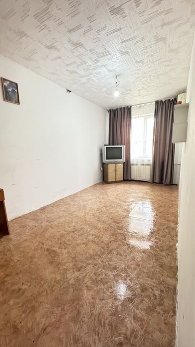 Продам 1 комнату в общедитии
