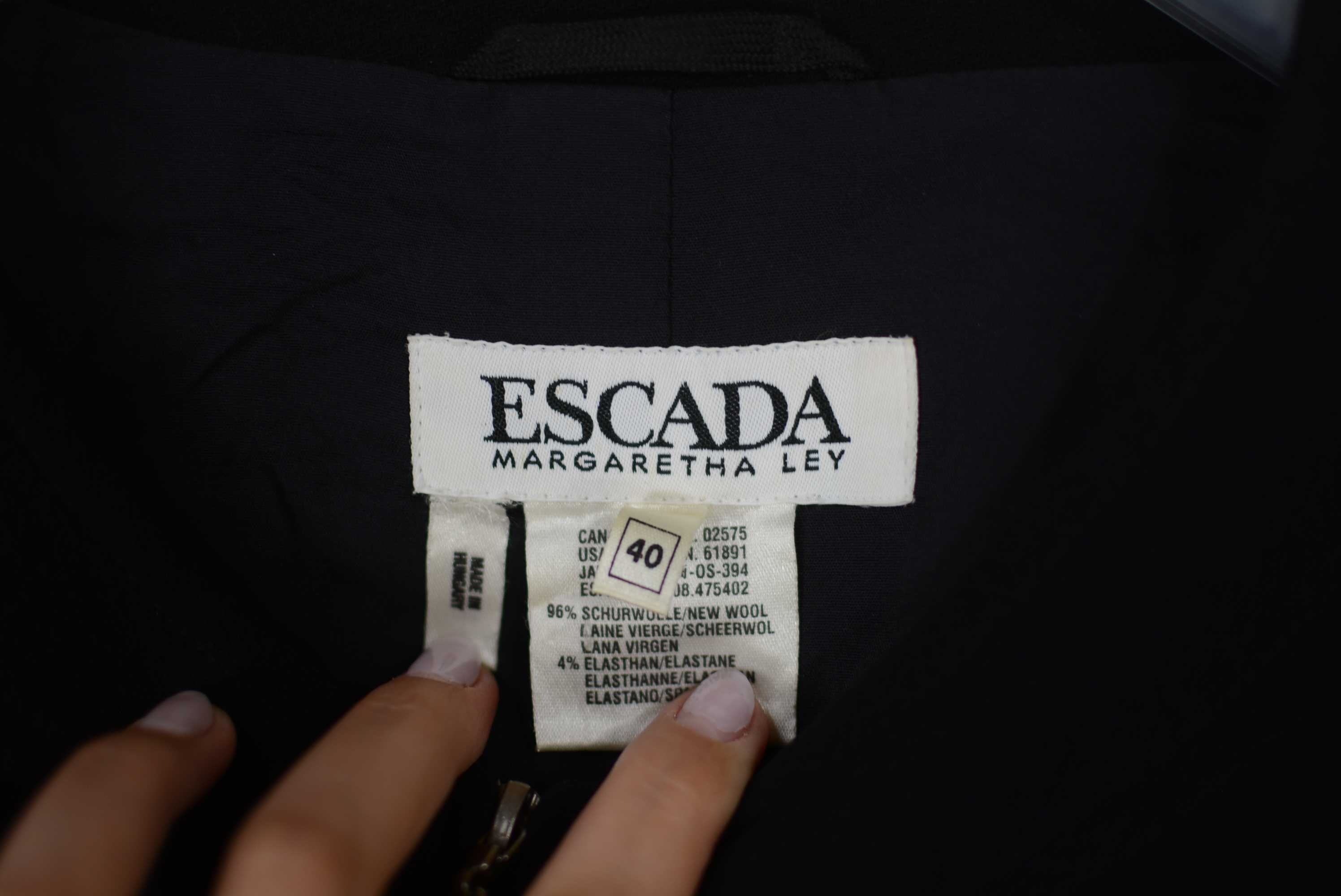 Sacou/ Gecuta Dama Escada marimea M Negru Lana Casual XF70