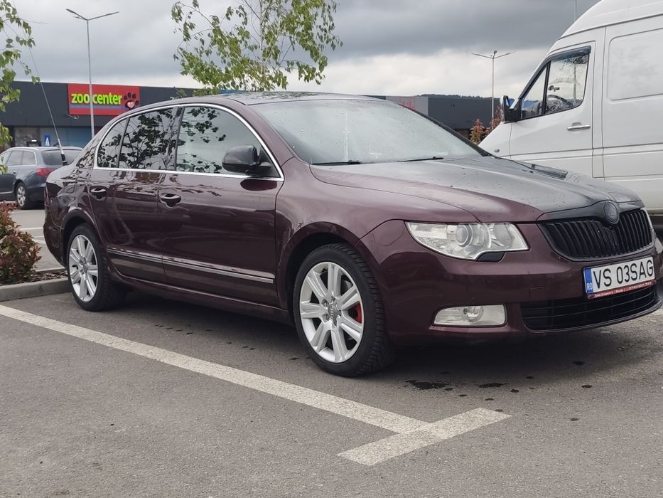 Vând Skoda superb