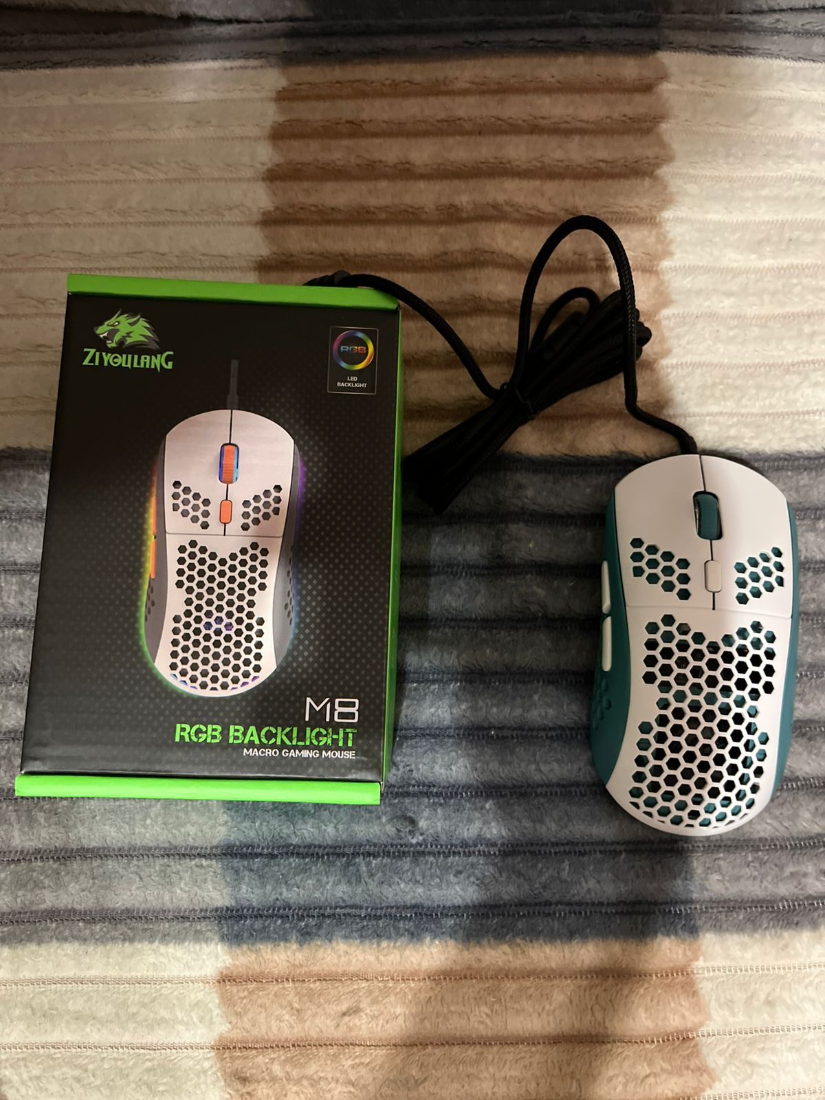 Продам игровую мышку Wolf M8 с RGB